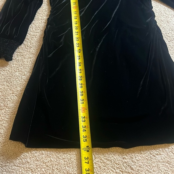 Zara Velvet Button Long Sleeve Shoulder Pad Dress - Picture 12 of 14